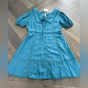 BNWT Roolee logan & Rea dress size small